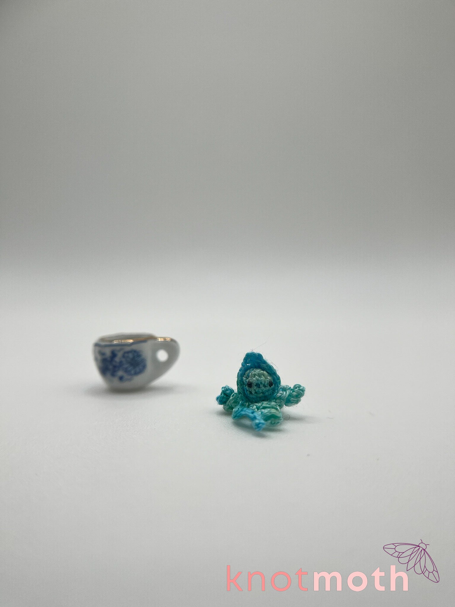 sally squid micro crochet teacup trinket – knot moth