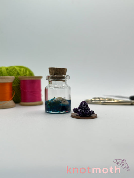 joss jellyfish micro crochet jar