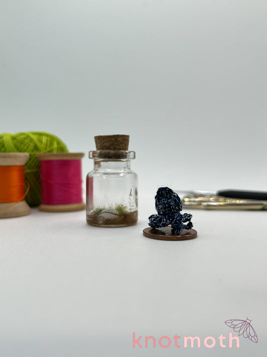 seren squid micro crochet jar