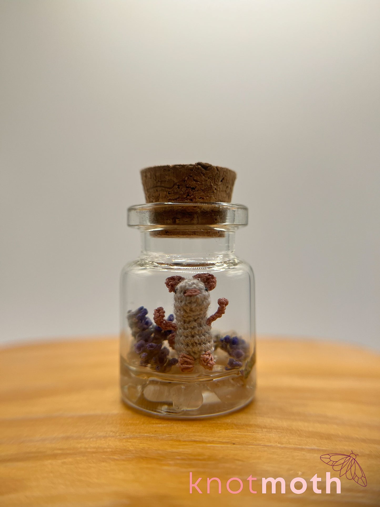 melody mouse micro crochet jar