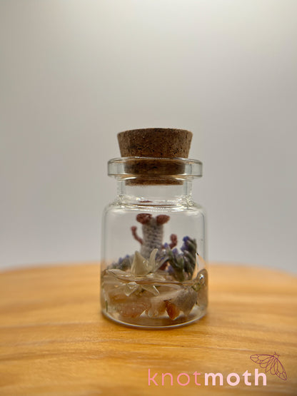 melody mouse micro crochet jar