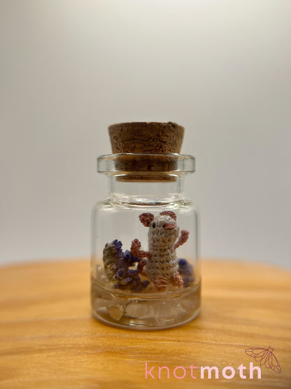 melody mouse micro crochet jar