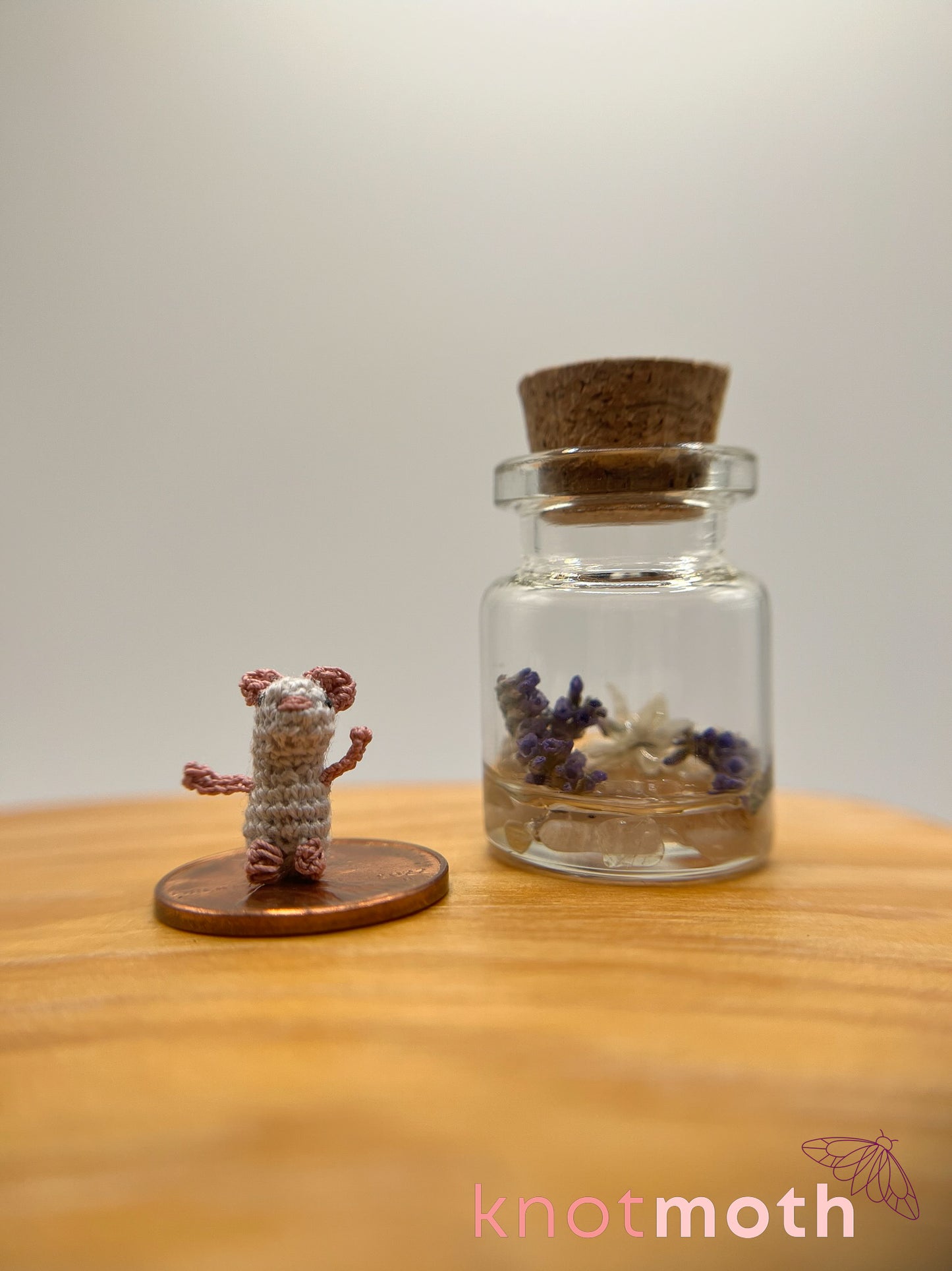 melody mouse micro crochet jar