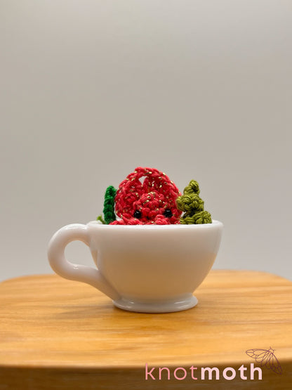 alishan squid micro crochet teacup trinket