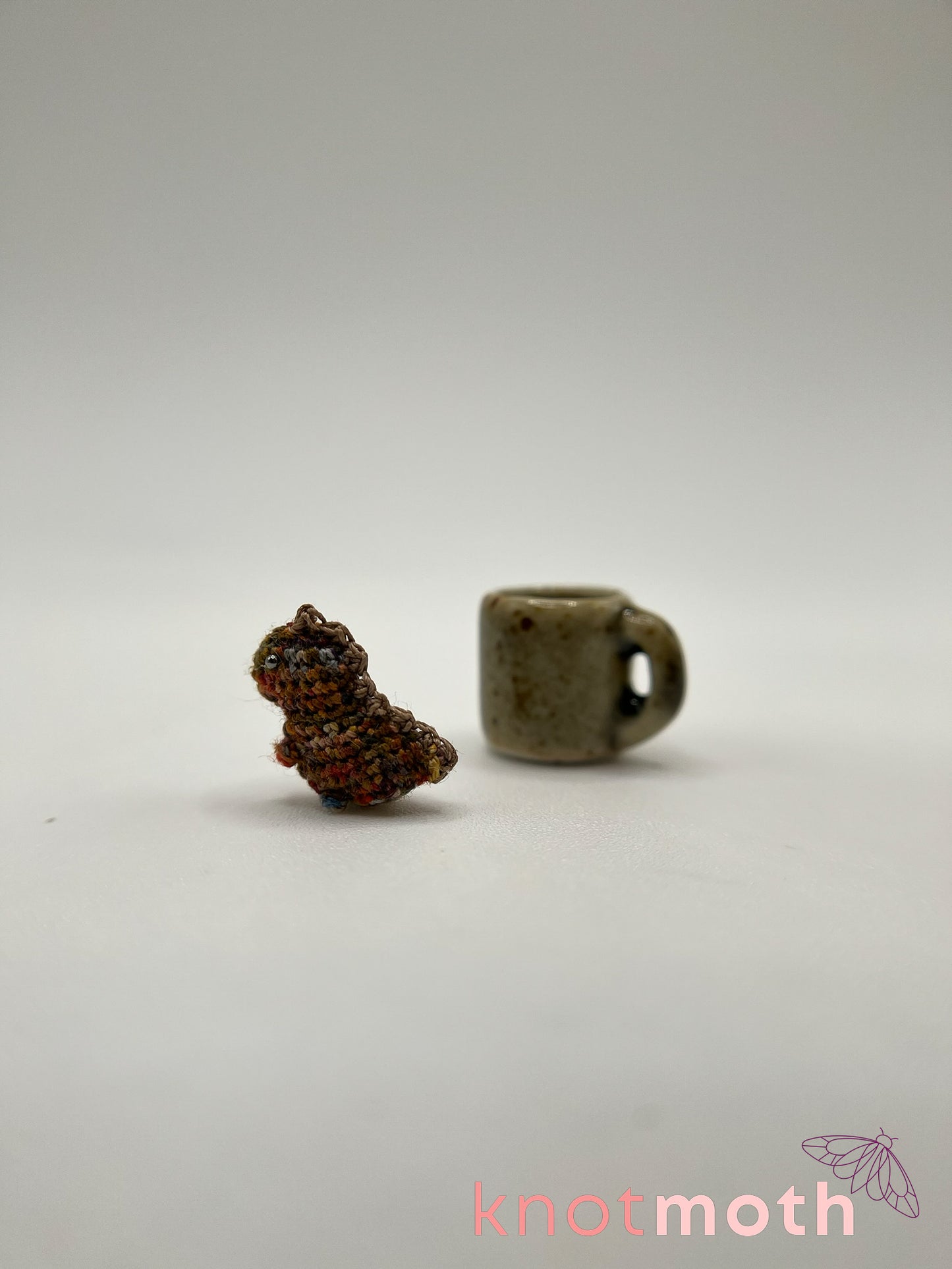 chai tea-rex micro crochet mug trinket