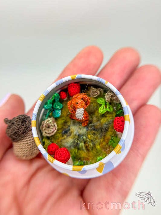 sully squirrel · acorn & mushrooms mini tin
