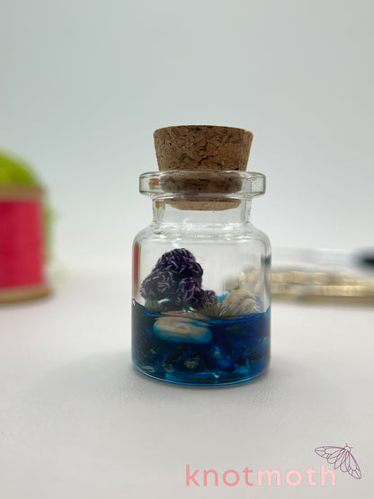 joss jellyfish micro crochet jar