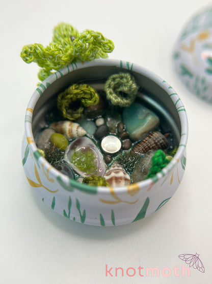 odyssey octopus tide pool tin