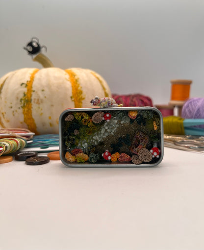 georgie gopher · forest floor mini tin