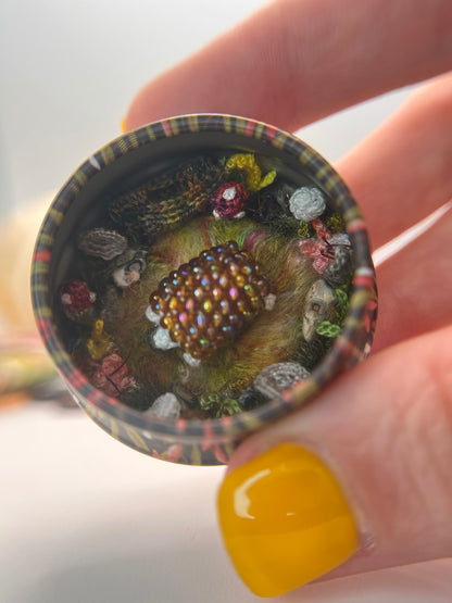 eddie hedgehog (beaded) · forest floor mini tin