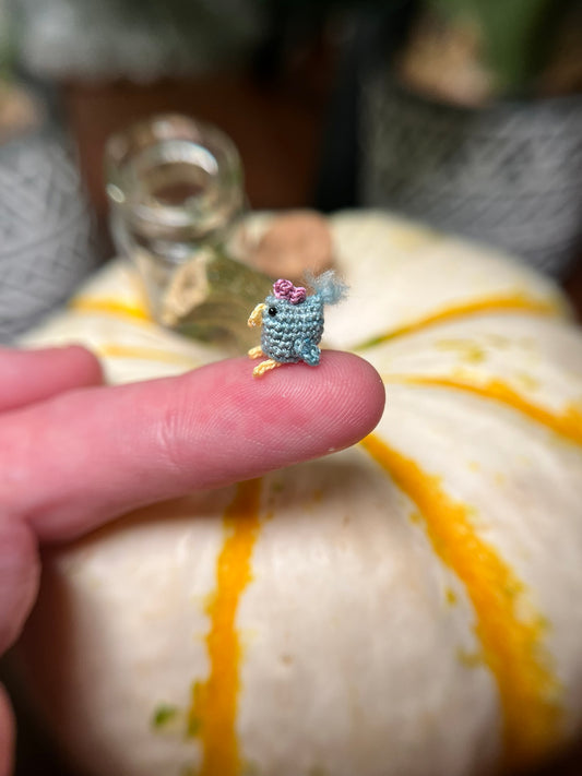 shane chicken micro crochet jar