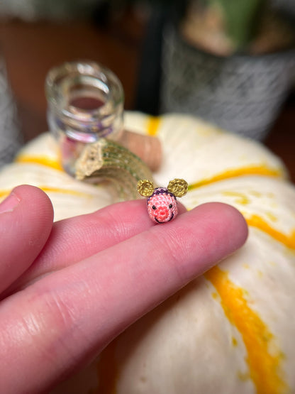 beatrix bee micro crochet jar