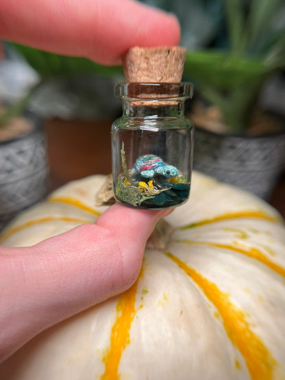 tasha turtle micro crochet jar